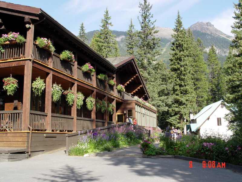 Emerald Lake Lodge