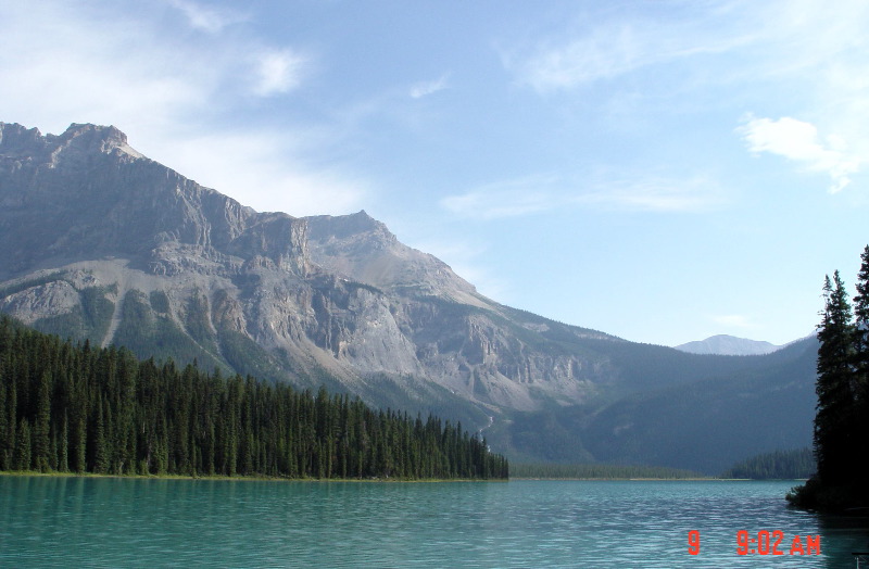 Emerald Lake from Trail Circuit